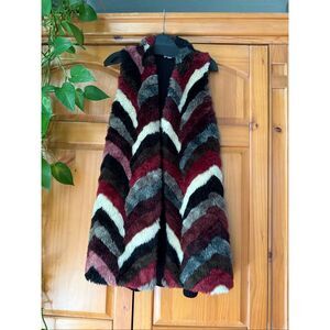 Joseph A. Faux Fur Chevron Vest Multicolor Sleeveless Knit Back Size M
